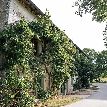Domaine Du Moulin Francais Champougny